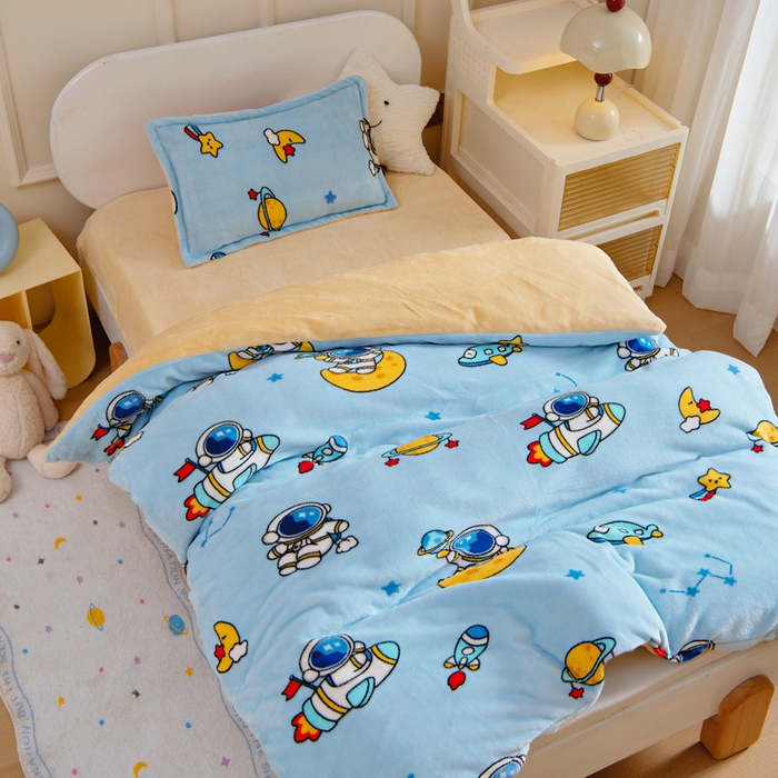 91家纺网 家纺一手货源 找家纺 吉咪兔 2025新款儿童卡通牛奶绒双面绒幼儿园被子三件套六件套保暖被褥被套 探索宇宙