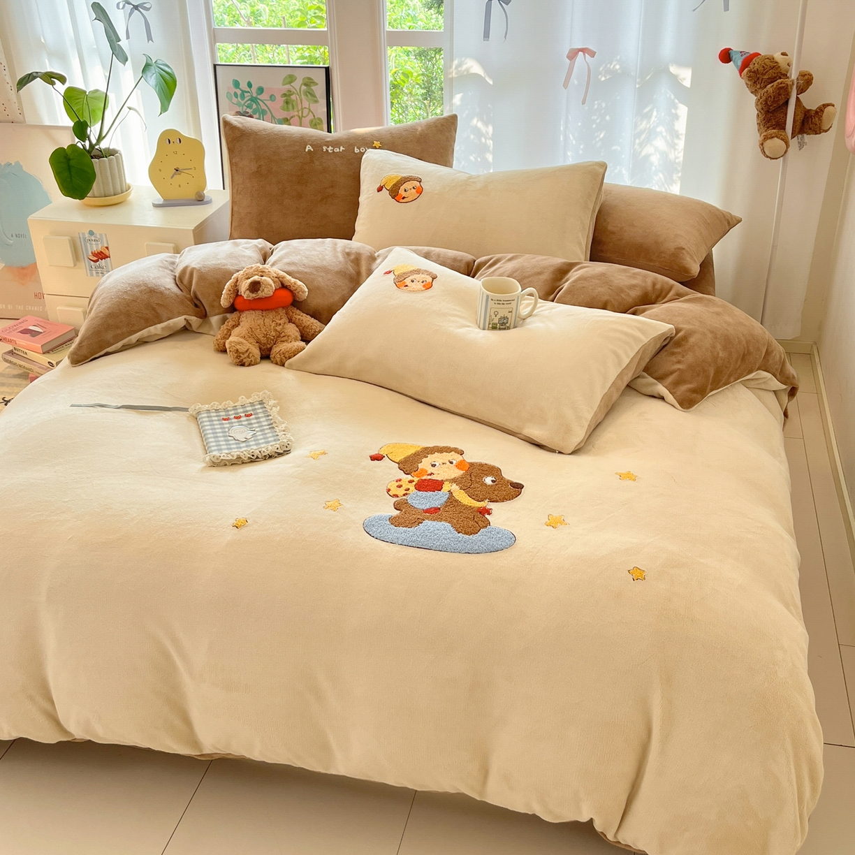 91家纺网 家纺一手货源 找家纺 如一 2025新款卡通毛巾绣系列牛奶绒四件套第一批 星星木马