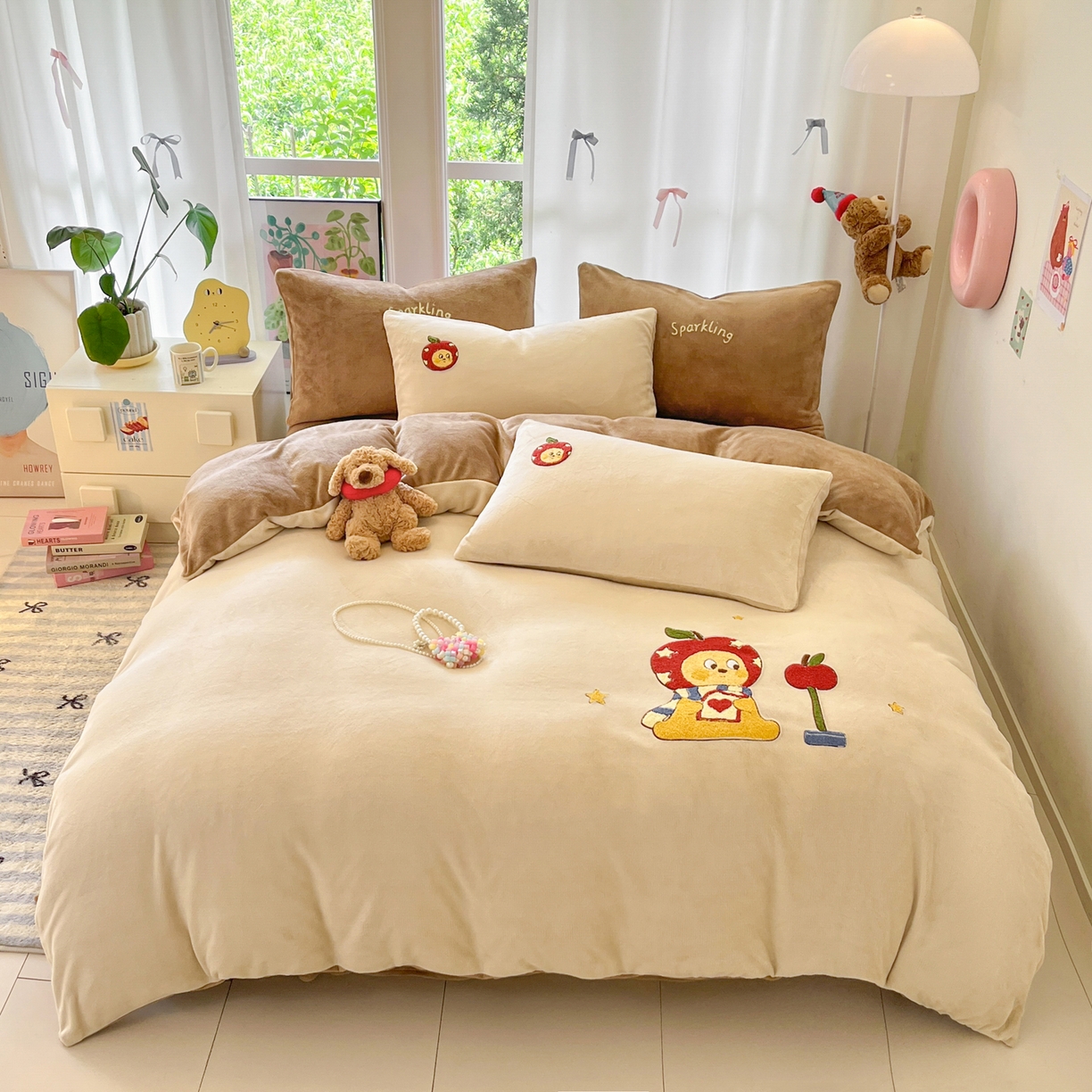 91家纺网 家纺一手货源 找家纺 如一 2025新款卡通毛巾绣系列牛奶绒四件套第一批 星星苹果