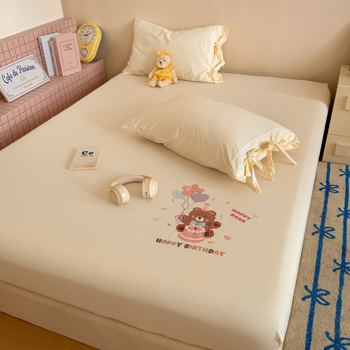 91家纺网 家纺一手货源 找家纺 漫仙阁家纺 2025新品云朵棉可爱风卡通烫画单床笠枕套三件套 小浣熊