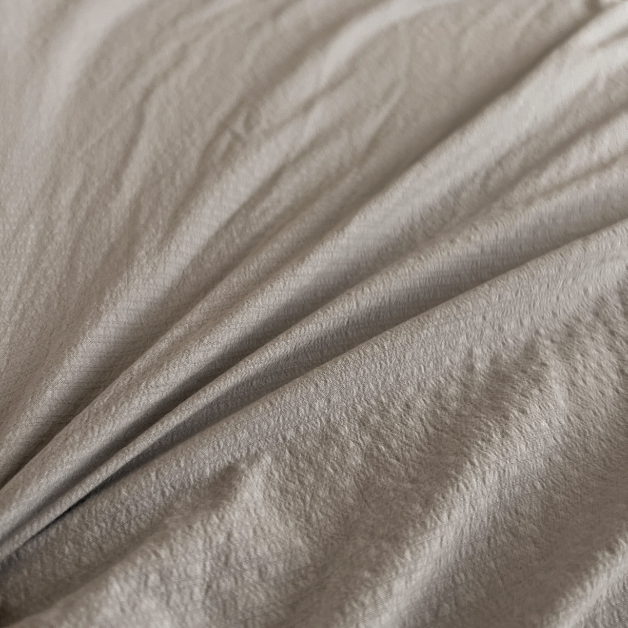 91家纺网 家纺一手货源 找家纺 漫仙阁家纺 2025新品云朵棉可爱风卡通烫画单床笠枕套三件套 狗狗家族