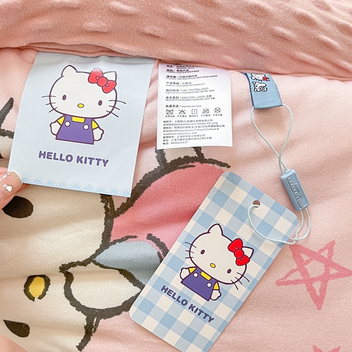 91家纺网 家纺一手货源 找家纺 花满路 2025新款儿童秋冬豆豆被kt猫