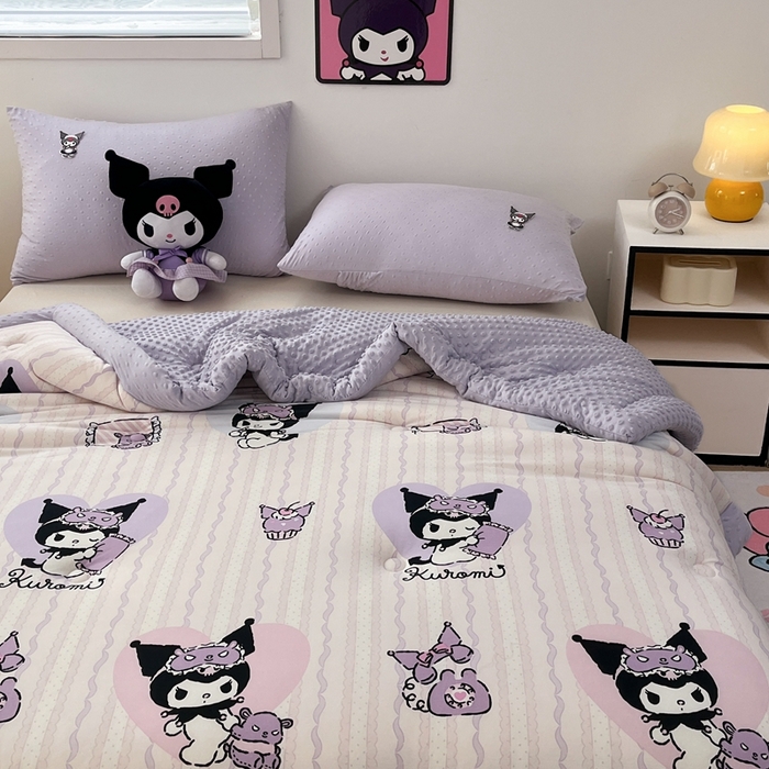 91家纺网 家纺一手货源 找家纺 花满路 2025新款儿童秋冬豆豆被库洛米