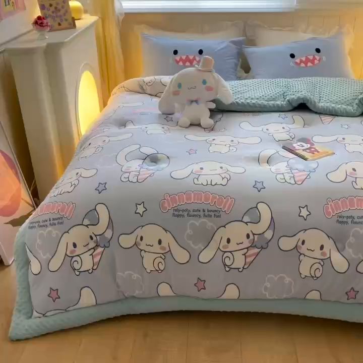 91家纺网 家纺一手货源 找家纺 花满路 2025新款儿童秋冬豆豆被糖果大耳狗