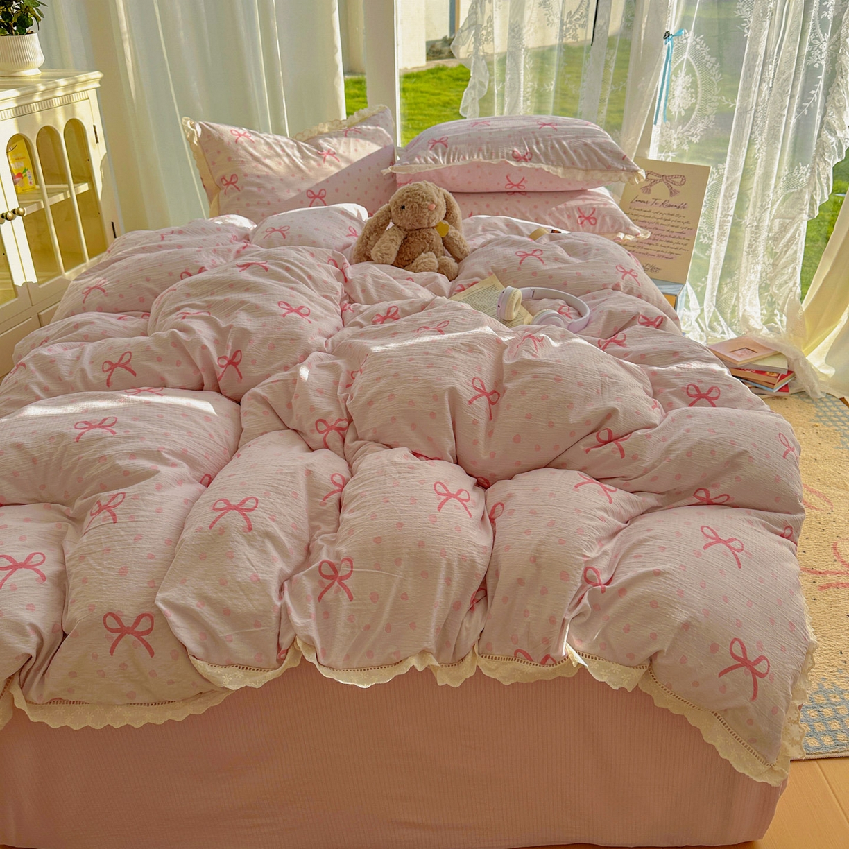 91家纺网 家纺一手货源 找家纺 颜选 2025新款全棉纯棉花边款四件套 全棉花边波点蝴蝶结