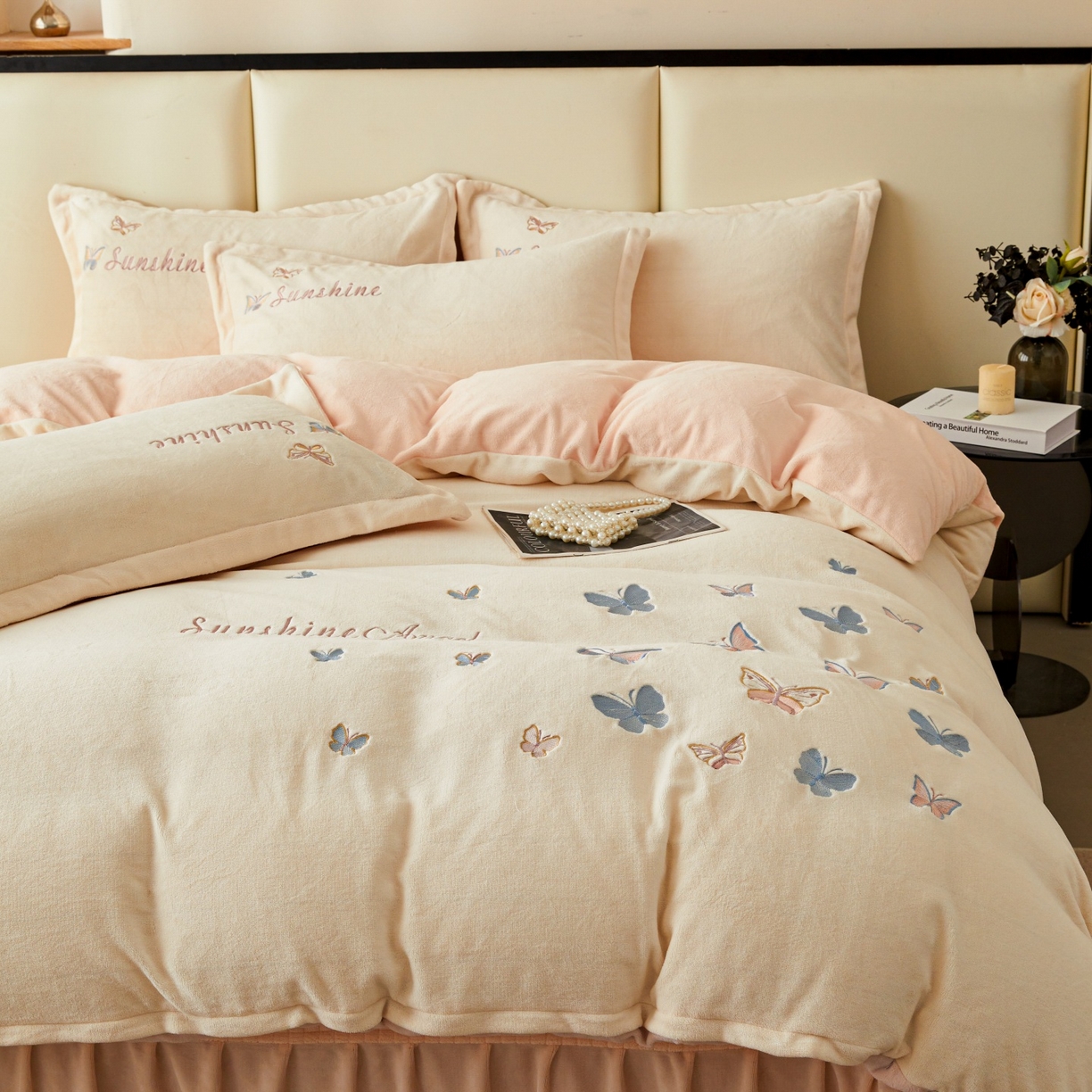 91家纺网 家纺一手货源 找家纺 莱越家纺 2025新款亲肤舒适刺绣床盖四件套-蝶语 【蝶语】米白+淡雅玉