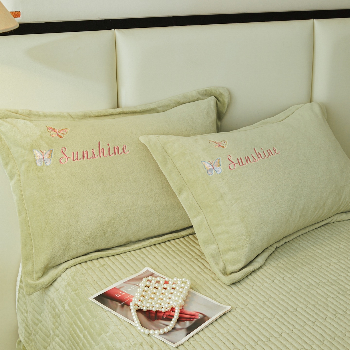 91家纺网 家纺一手货源 找家纺 莱越家纺 2025新款亲肤舒适刺绣床盖四件套-蝶语 【蝶语】牛油果绿