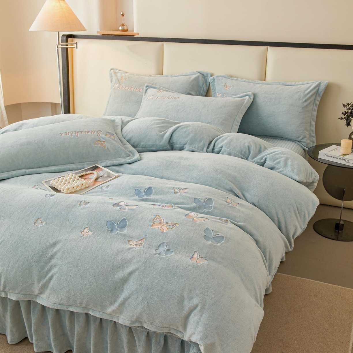 91家纺网 家纺一手货源 找家纺 莱越家纺 2025新款亲肤舒适刺绣床盖四件套-蝶语 【蝶语】天空蓝