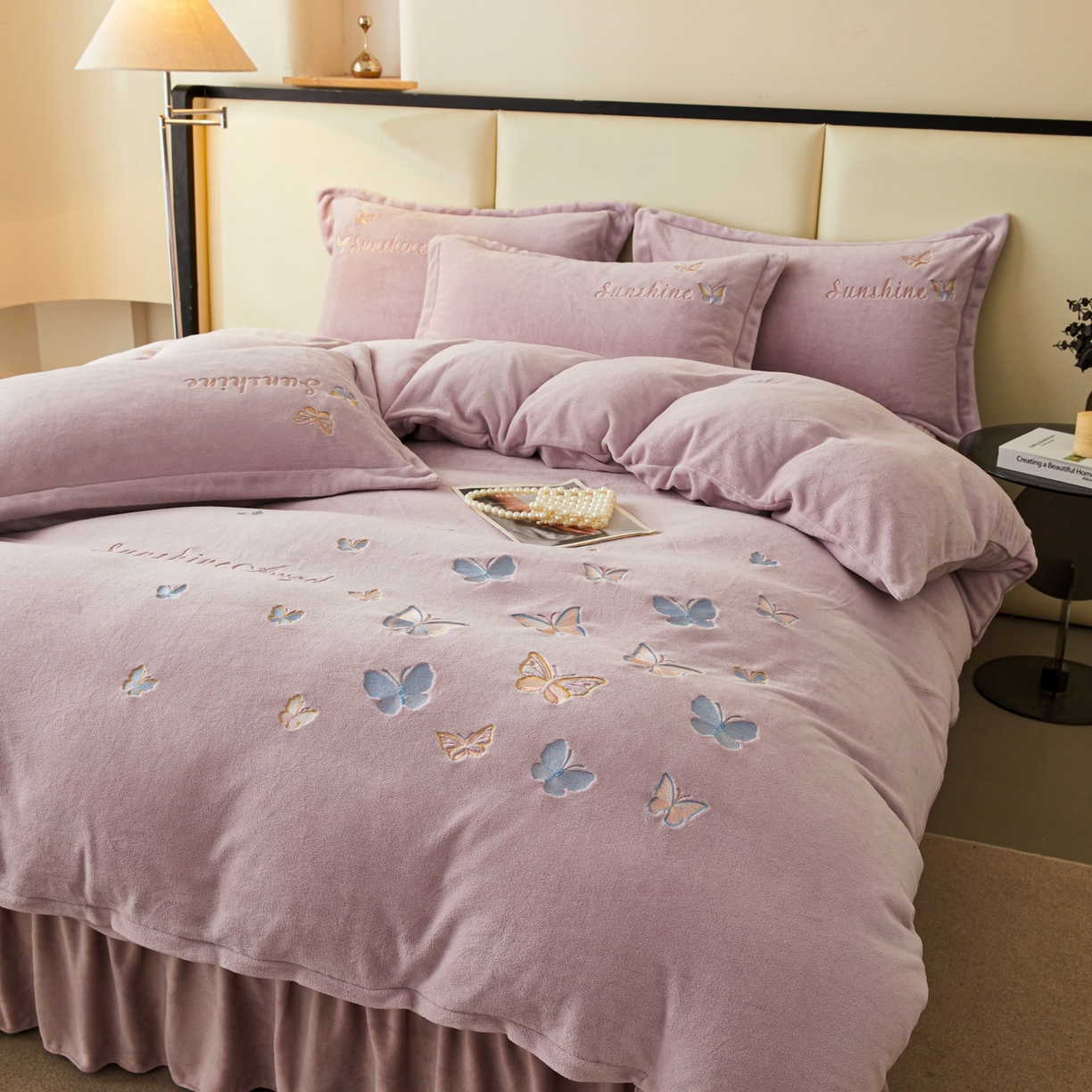 91家纺网 家纺一手货源 找家纺 莱越家纺 2025新款亲肤舒适刺绣床盖四件套-蝶语 【蝶语】典雅紫