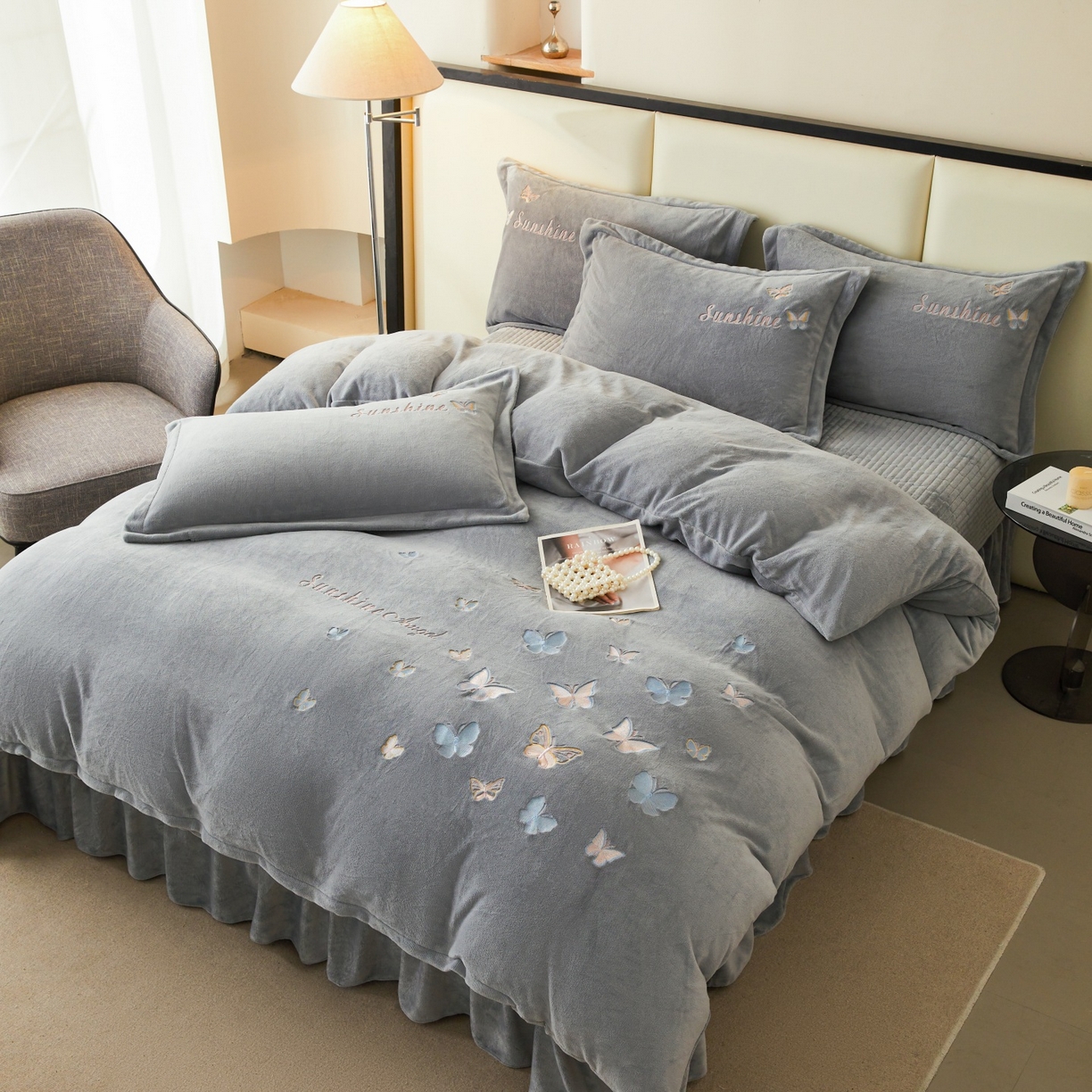 91家纺网 家纺一手货源 找家纺 莱越家纺 2025新款亲肤舒适刺绣床盖四件套-蝶语 【蝶语】绅士灰