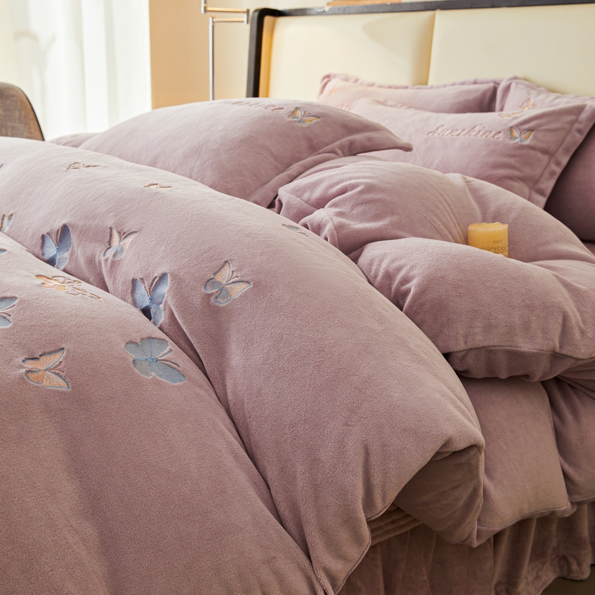 91家纺网 家纺一手货源 找家纺 莱越家纺 2025新款亲肤舒适刺绣床盖四件套-蝶语 【蝶语】典雅紫