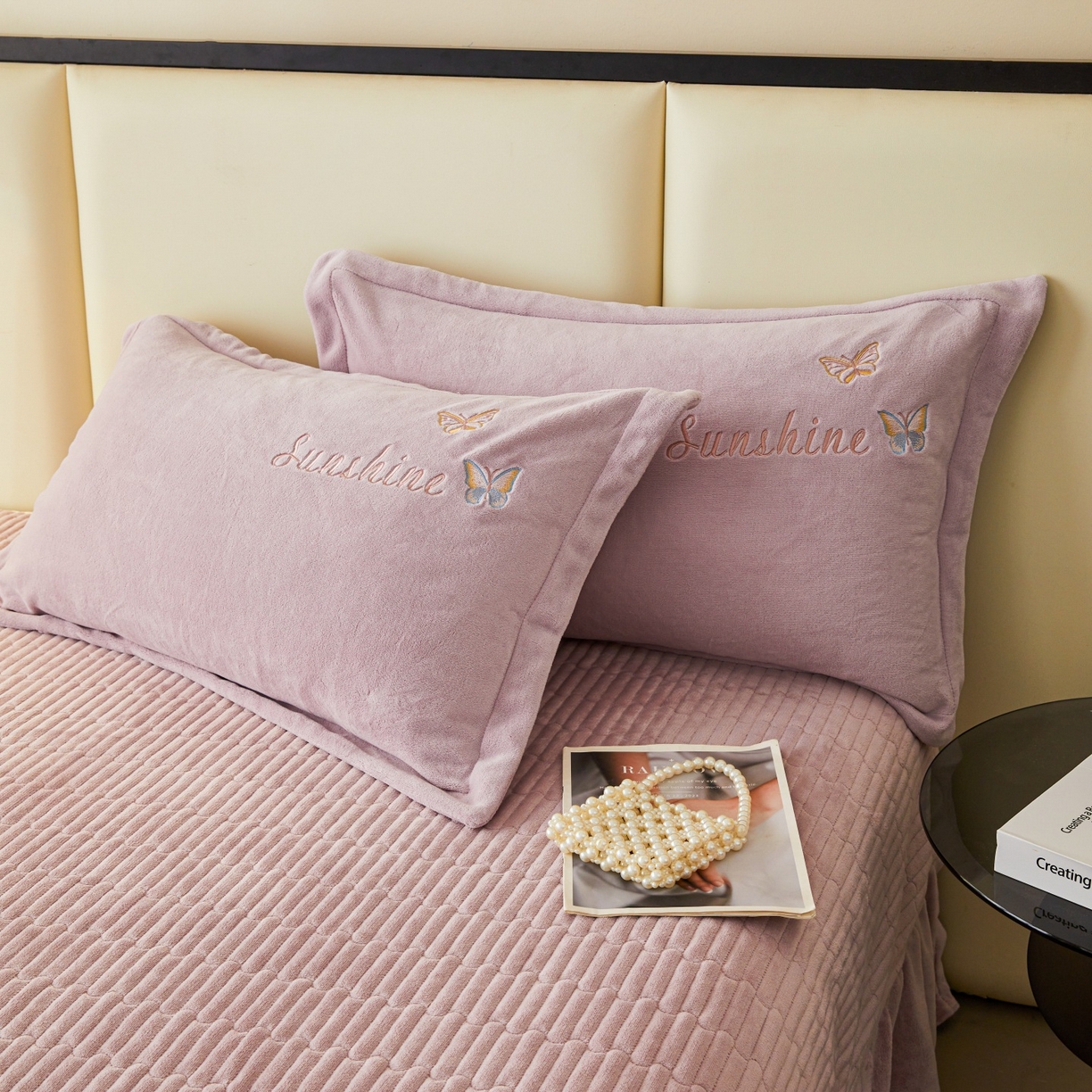 91家纺网 家纺一手货源 找家纺 莱越家纺 2025新款亲肤舒适刺绣床盖四件套-蝶语 【蝶语】典雅紫