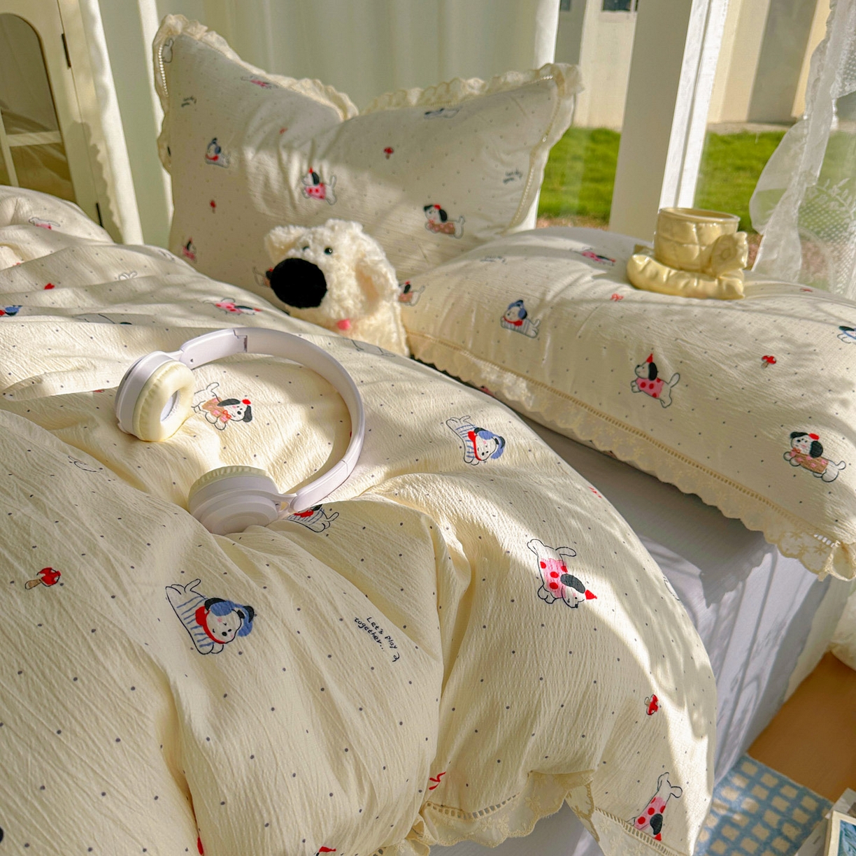 91家纺网 家纺一手货源 找家纺 颜选 2025新款全棉纯棉花边款四件套 全棉花边狗狗派对