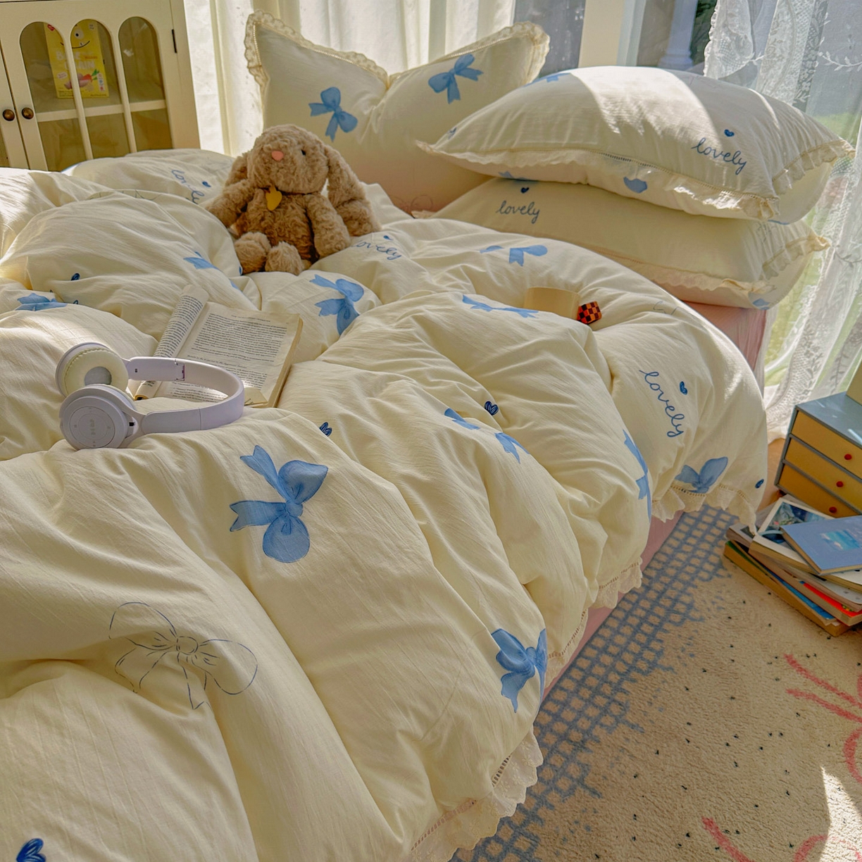 91家纺网 家纺一手货源 找家纺 颜选 2025新款全棉纯棉花边款四件套 全棉花边蓝蝴蝶结