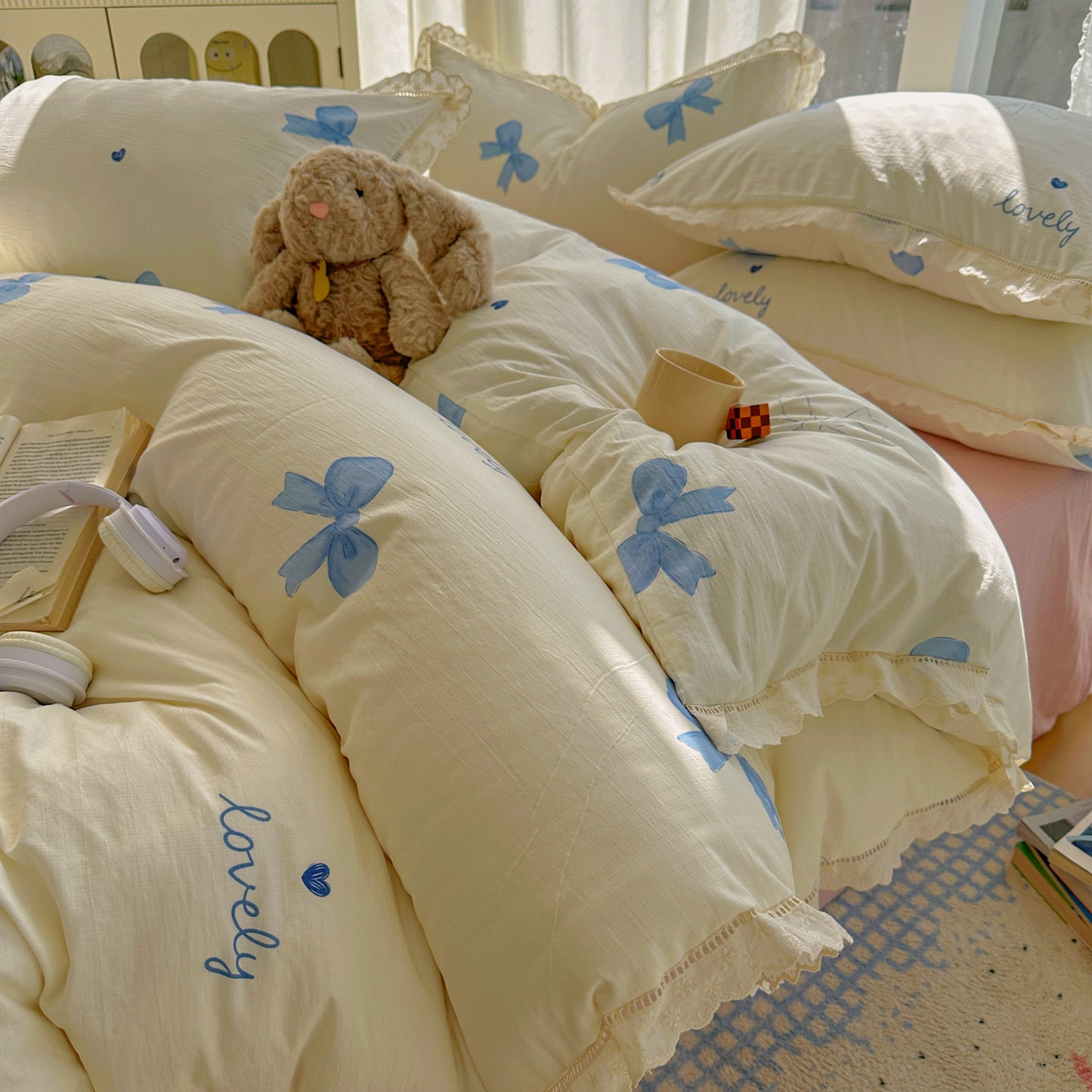 91家纺网 家纺一手货源 找家纺 颜选 2025新款全棉纯棉花边款四件套 全棉花边蓝蝴蝶结