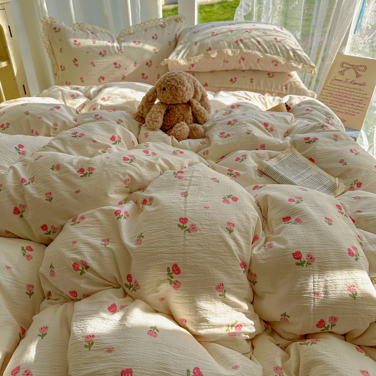 91家纺网 家纺一手货源 找家纺 颜选 2025新款全棉纯棉花边款四件套 全棉花边相思红豆