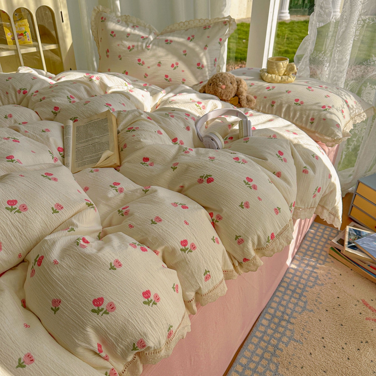 91家纺网 家纺一手货源 找家纺 颜选 2025新款全棉纯棉花边款四件套 全棉花边相思红豆