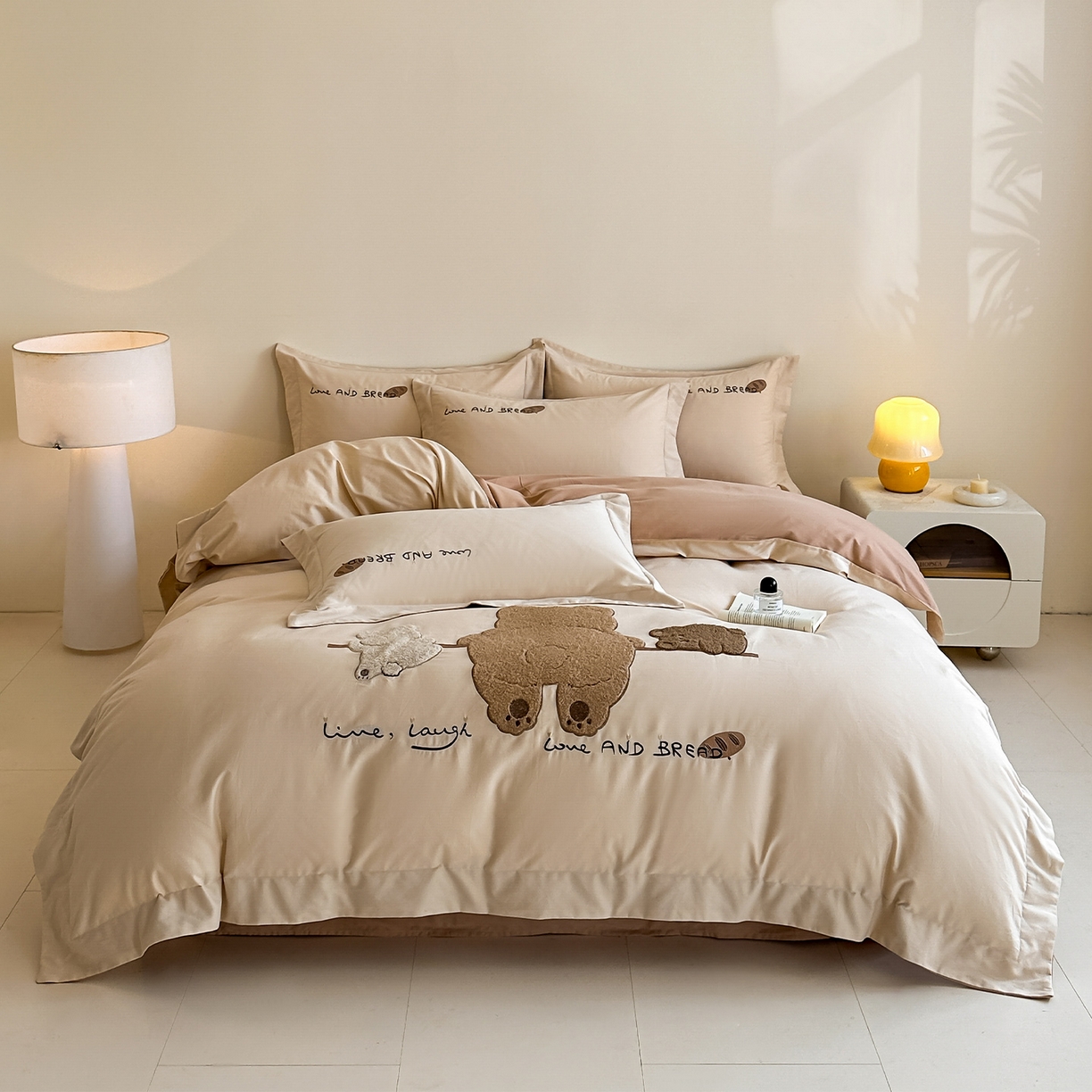 91家纺网 家纺一手货源 找家纺 （总）蓝邻家纺 2025新款全棉高支云柔棉刺绣四件套-萌系小熊风系列