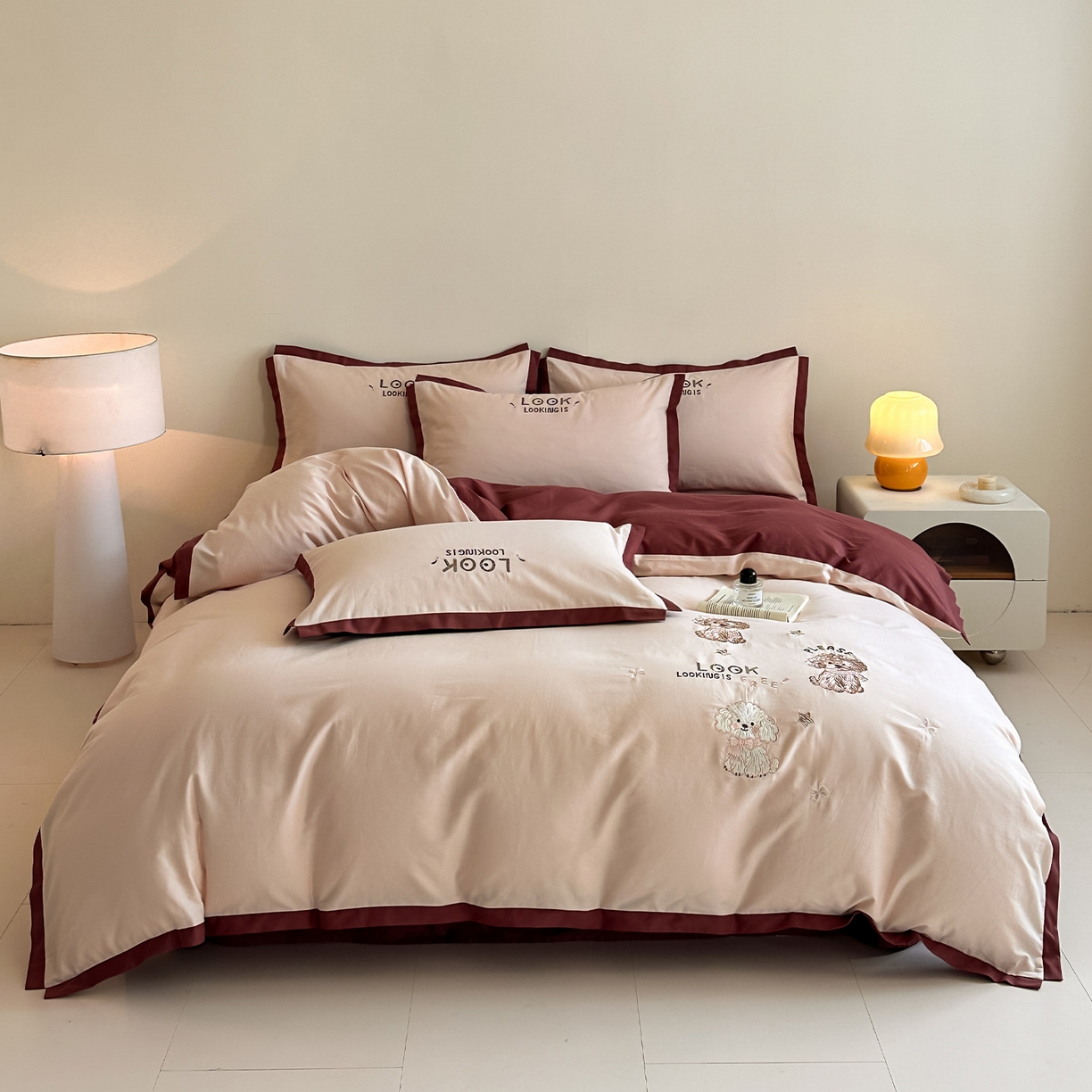 91家纺网 家纺一手货源 找家纺 （总）蓝邻家纺 2025新款全棉高支云柔棉刺绣四件套-萌系小熊风系列