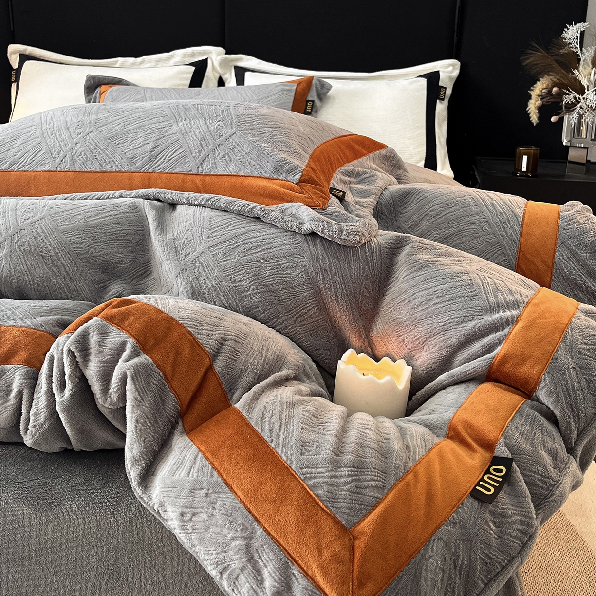 91家纺网 家纺一手货源 找家纺 （总）绒城 2025新款绽放系列-手工织带款雕花牛奶绒四件套