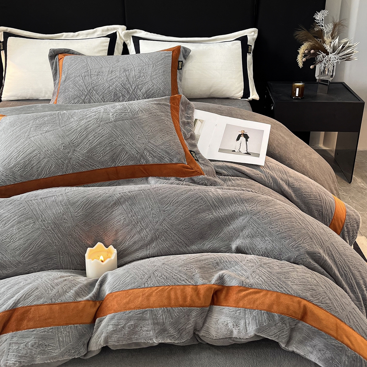 91家纺网 家纺一手货源 找家纺 （总）绒城 2025新款绽放系列-手工织带款雕花牛奶绒四件套