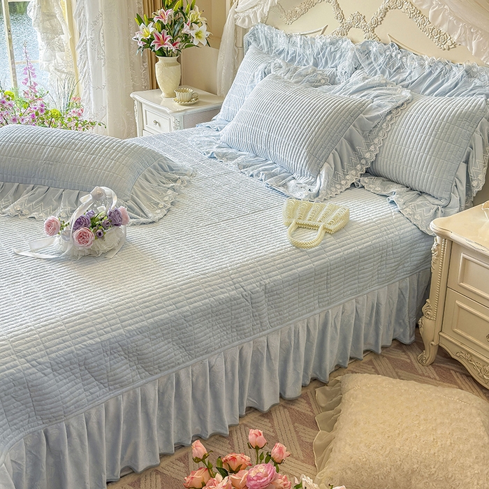 91家纺网 家纺一手货源 找家纺 宜凡家纺 2025新款婴儿绒压花夹棉床盖四件套-香奈花园 香奈花园-浅天蓝