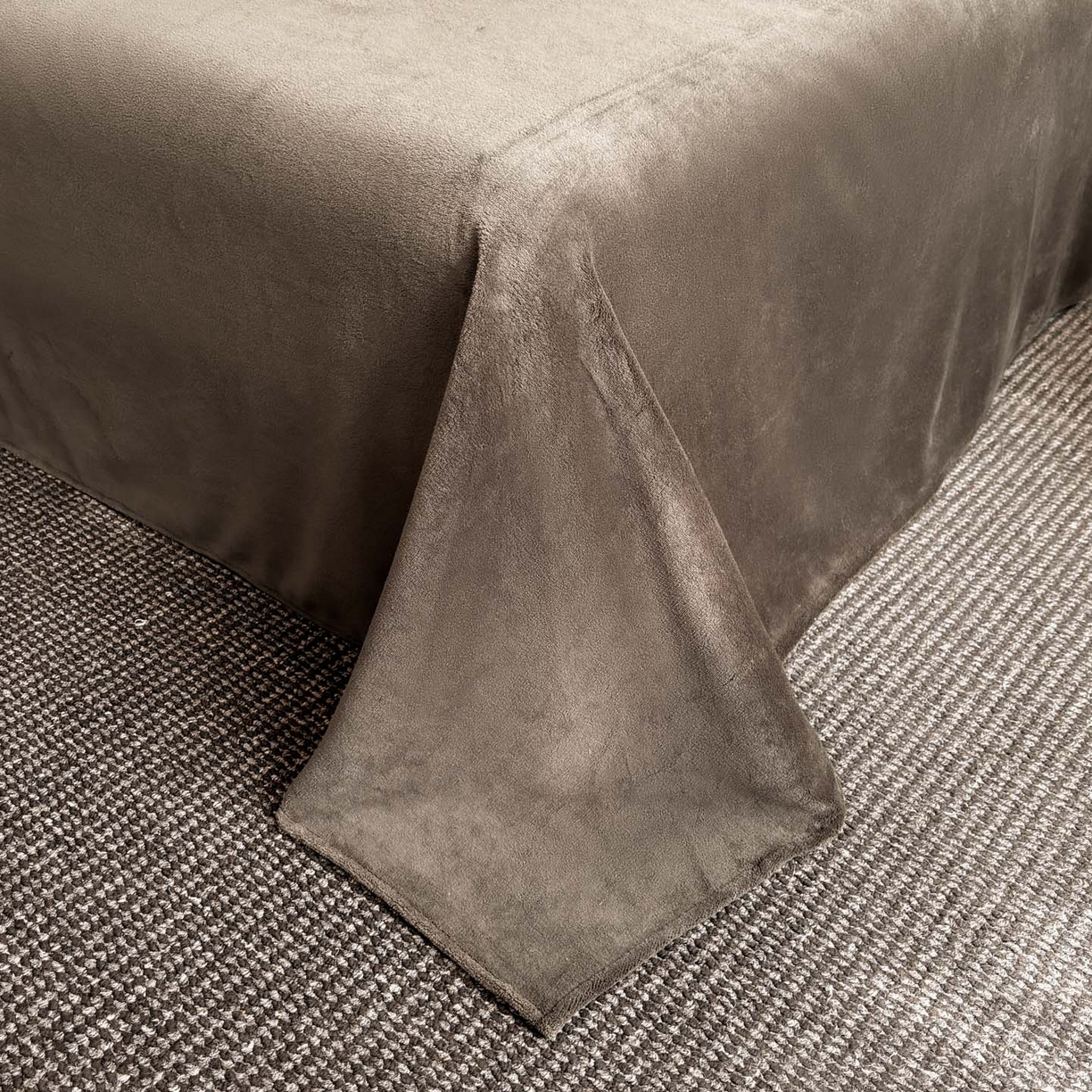 91家纺网 家纺一手货源 找家纺 （总）首尔家纺 2025新款牛奶绒轻奢简约款四件套