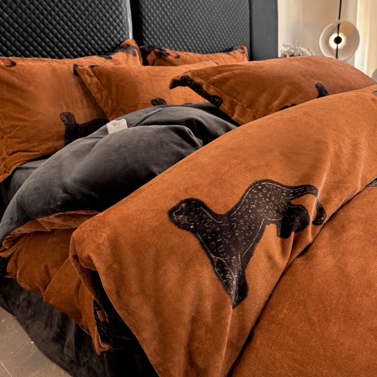 91家纺网 家纺一手货源 找家纺 （总）首尔家纺 2025新款牛奶绒轻奢简约款四件套