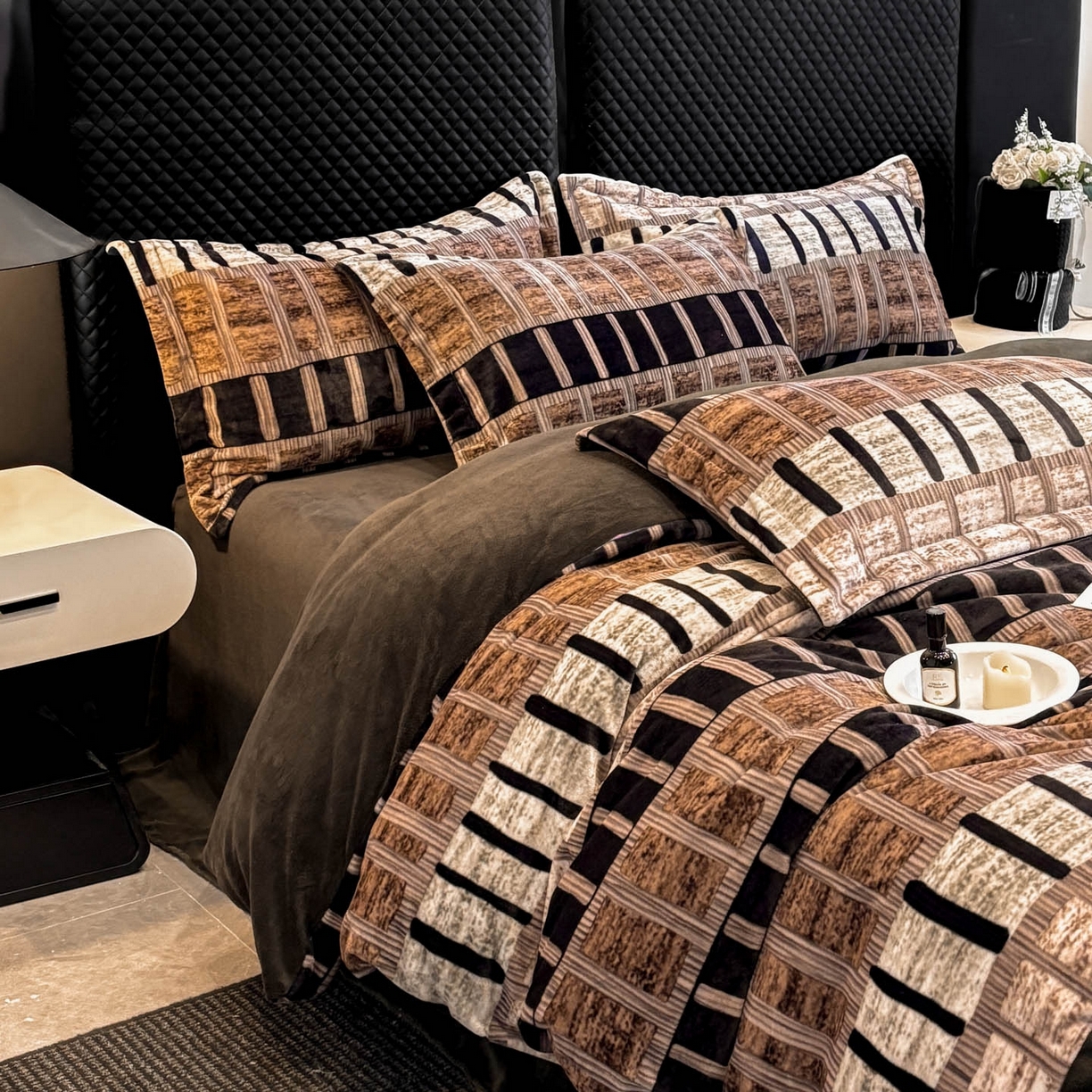 91家纺网 家纺一手货源 找家纺 （总）首尔家纺 2025新款牛奶绒轻奢简约款四件套