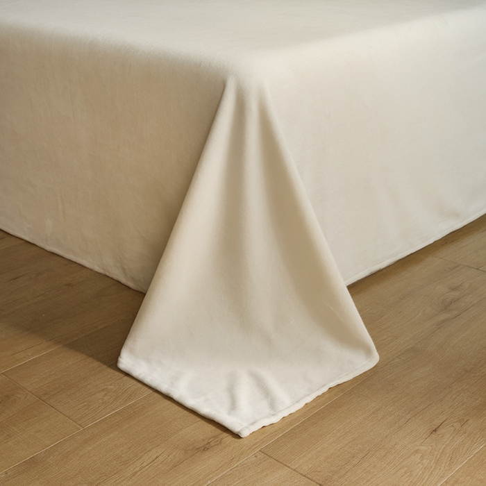 91家纺网 家纺一手货源 找家纺 （总）绒城 绒城 2025新款 纽扣工艺230克雕花绒四件套牛奶绒四件套 - 曲线系列