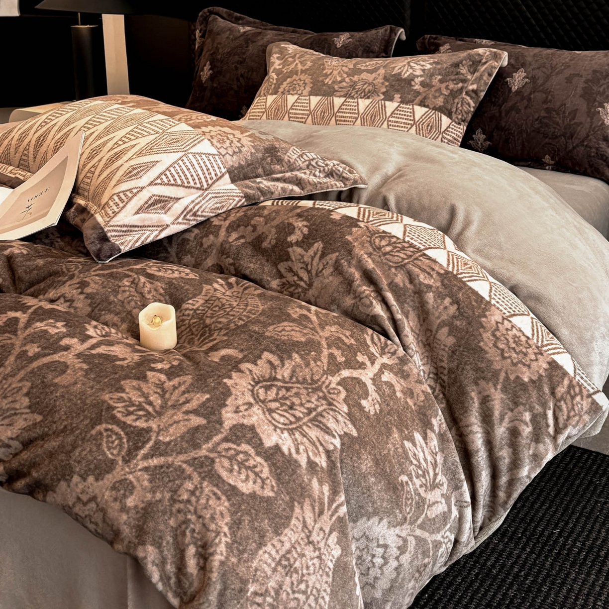 91家纺网 家纺一手货源 找家纺 首尔家纺 2025新款牛奶绒轻奢简约款四件套 优雅生活-咖