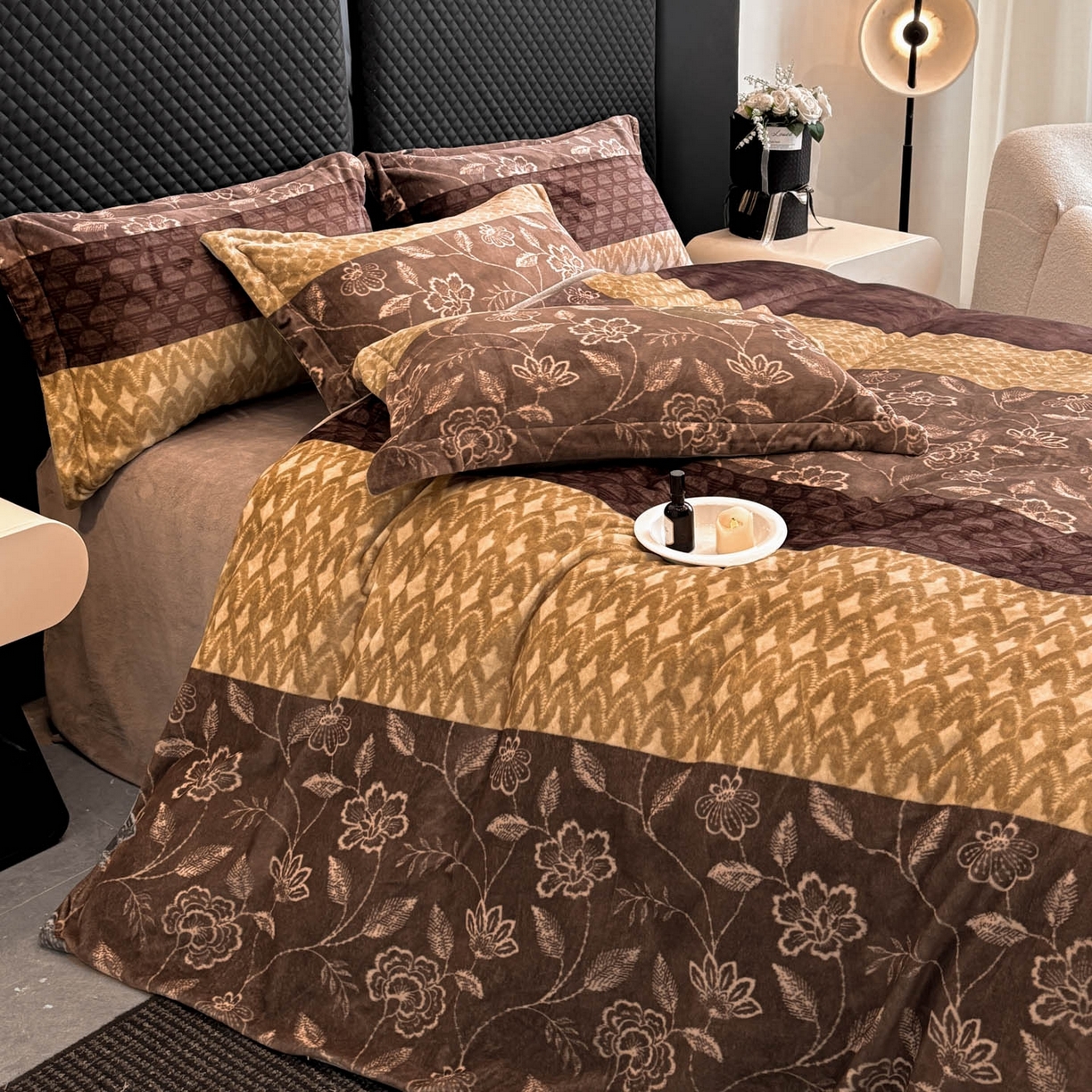 91家纺网 家纺一手货源 找家纺 首尔家纺 2025新款牛奶绒轻奢简约款四件套 雅之漫-咖