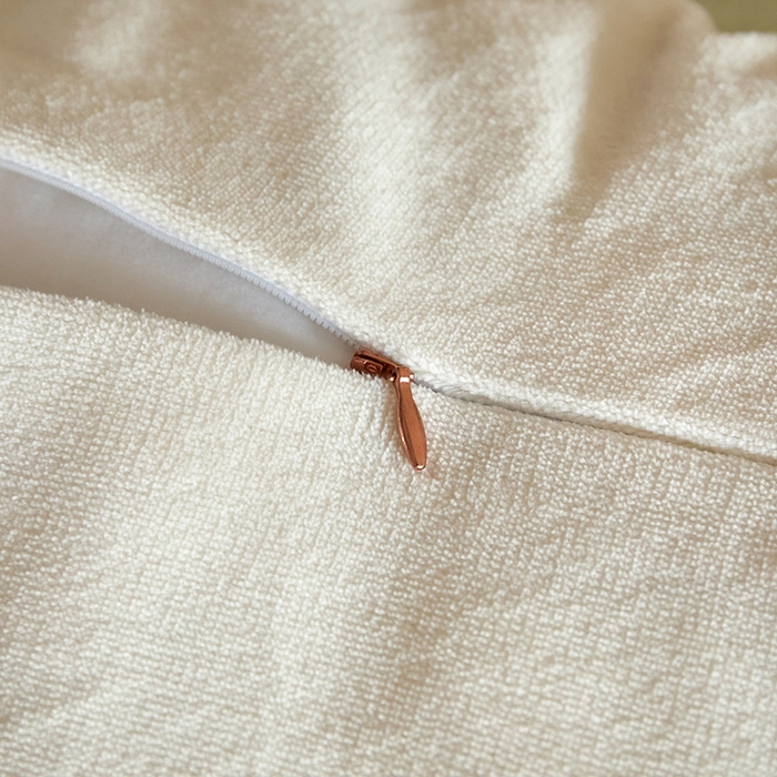 91家纺网 家纺一手货源 找家纺 （总）绒城 绒城 2025新款 纽扣工艺230克雕花绒四件套牛奶绒四件套 - 曲线系列