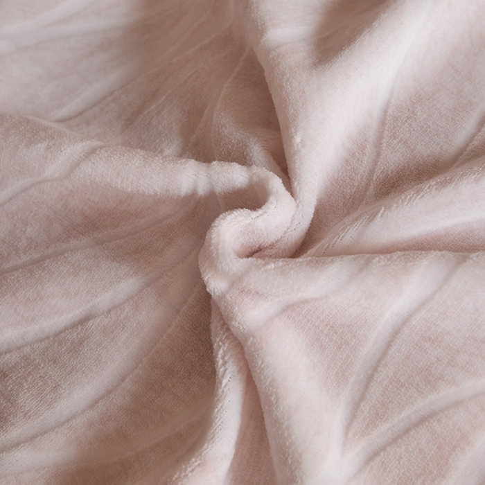 91家纺网 家纺一手货源 找家纺 绒城 绒城 2025新款 纽扣工艺230克雕花绒四件套牛奶绒四件套 - 曲线系列 曲线粉