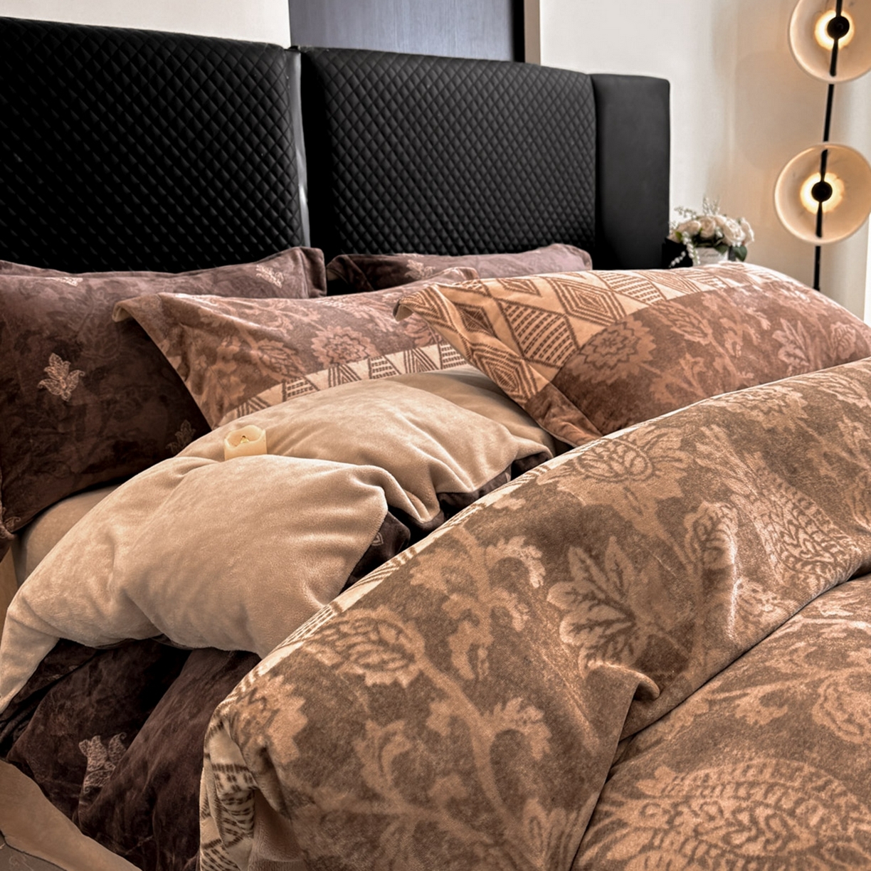 91家纺网 家纺一手货源 找家纺 首尔家纺 2025新款牛奶绒轻奢简约款四件套 优雅生活-咖