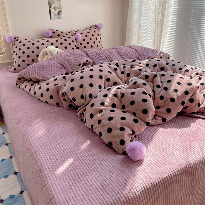 91家纺网 家纺一手货源 找家纺 繁花家居 2025新款高克重豆豆绒牛奶绒四件套泡芙感床盖套件直播热款 紫夜心语