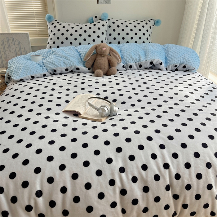 91家纺网 家纺一手货源 找家纺 繁花家居 2025新款高克重豆豆绒牛奶绒四件套泡芙感床盖套件直播热款 蓝色团团