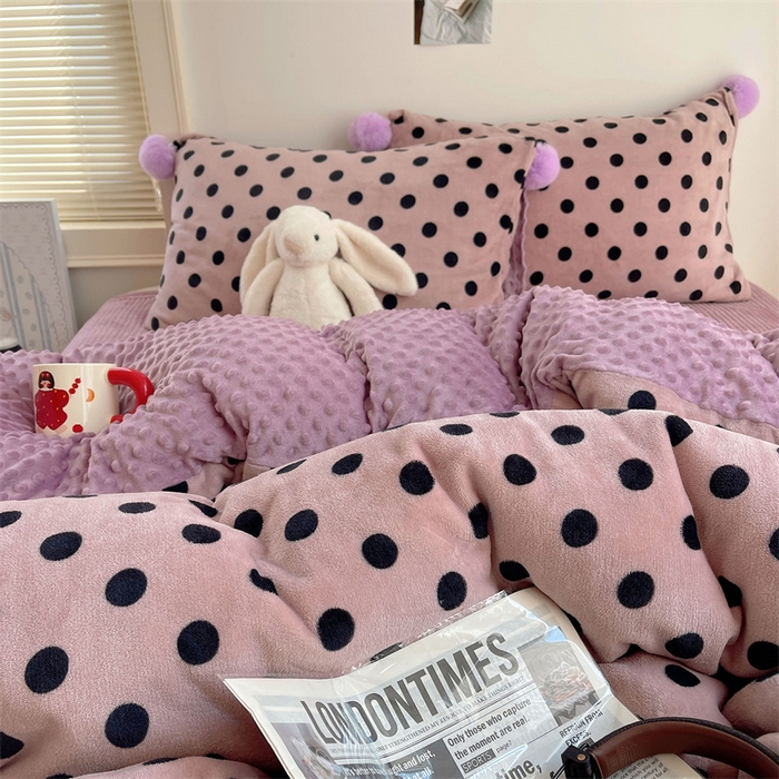 91家纺网 家纺一手货源 找家纺 繁花家居 2025新款高克重豆豆绒牛奶绒四件套泡芙感床盖套件直播热款 紫夜心语