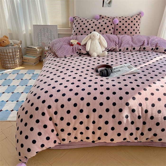 91家纺网 家纺一手货源 找家纺 繁花家居 2025新款高克重豆豆绒牛奶绒四件套泡芙感床盖套件直播热款 紫夜心语