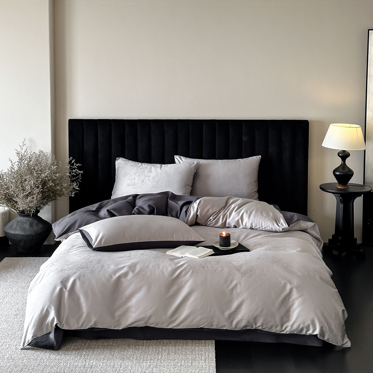 91家纺网 家纺一手货源 找家纺 三味舒屋 2025新款素织静奢系列50支全棉提花磨毛四件套 玛莎灰