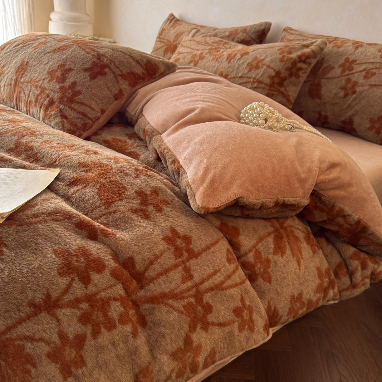 91家纺网 家纺一手货源 找家纺 吾秀家居 绒城 2025 美拉德260克数码兔毛四件套 牛奶绒四件套 - 可可系列 瑞秋-浅咖