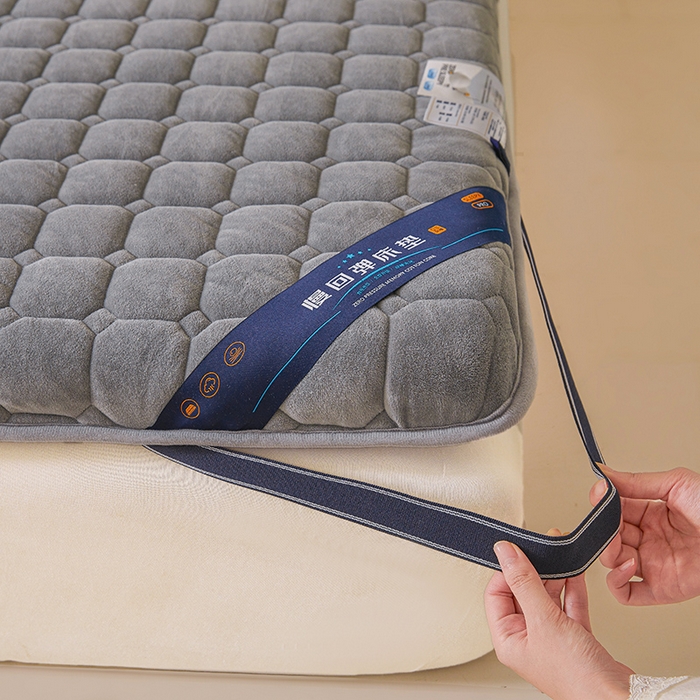 91家纺网 家纺一手货源 找家纺 丽诺床垫 2025新款德芙绒记忆棉两用5厘米床垫垫子 灰色