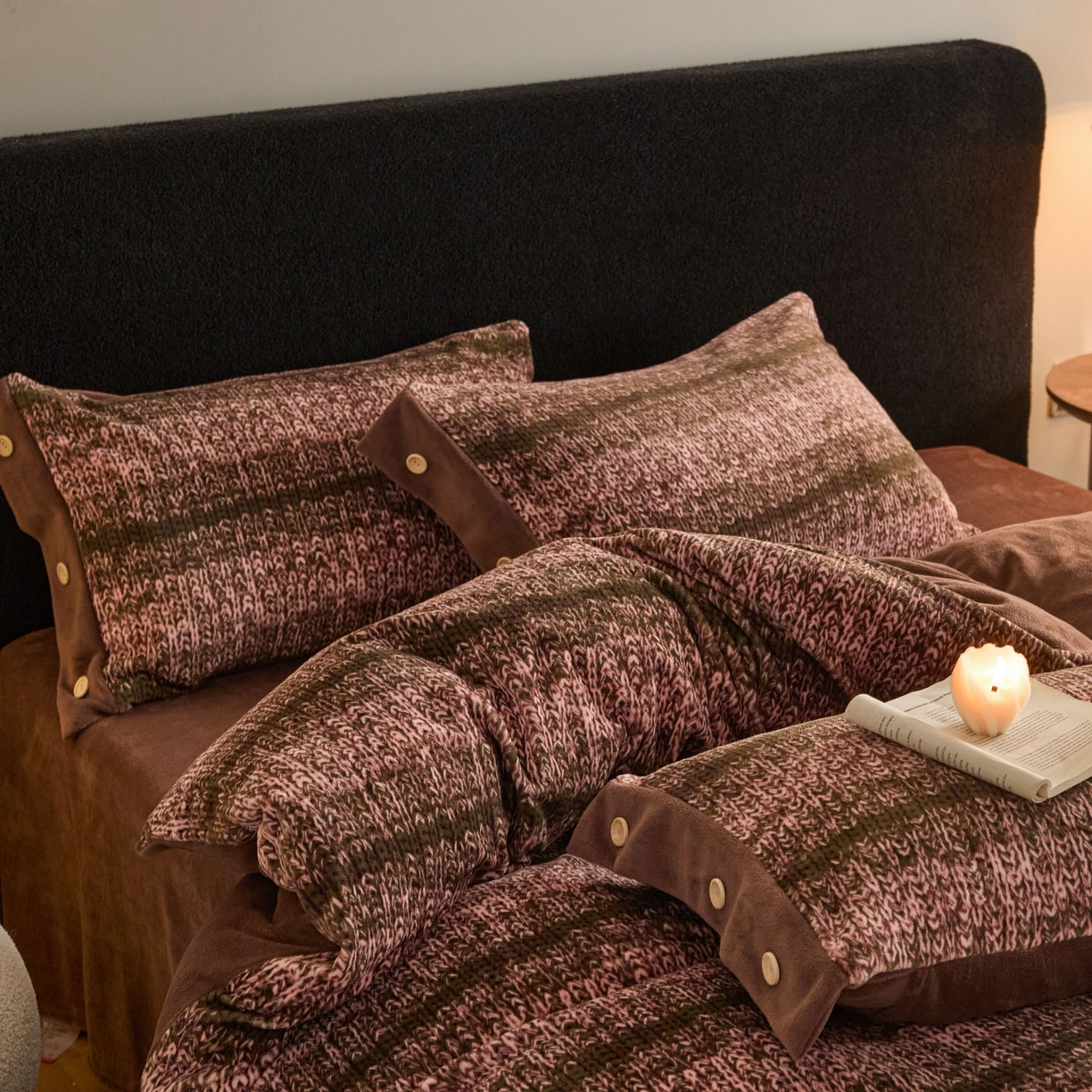 91家纺网 家纺一手货源 找家纺 吾秀家居 绒城 2025  纽扣工艺款230克美丽绒四件套 牛奶绒四件套-美丽系列 绅品