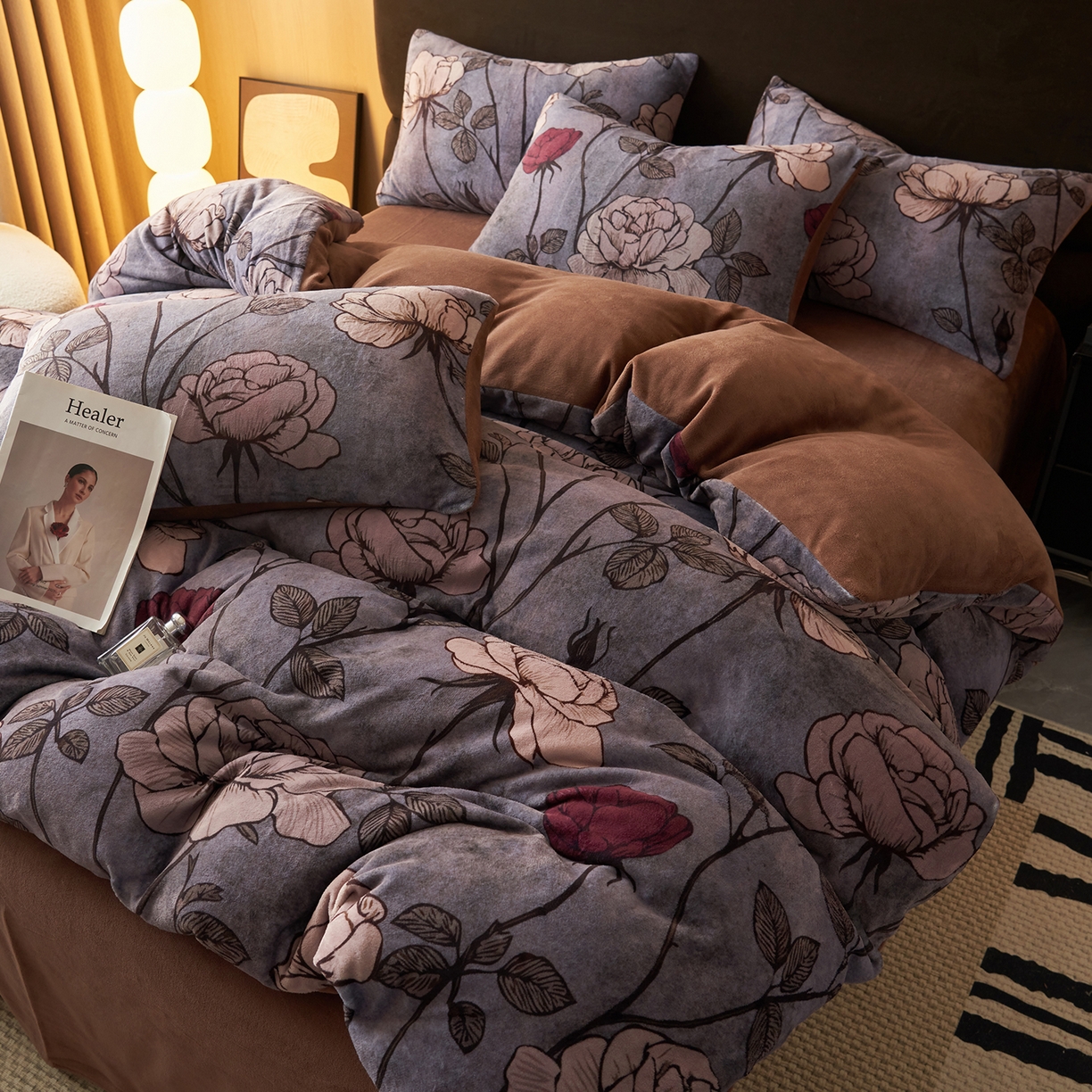 91家纺网 家纺一手货源 找家纺 吾秀家居 绒城  230克美拉德数码绒四件套 牛奶绒四件套 - 暖秋系列 幽香花语