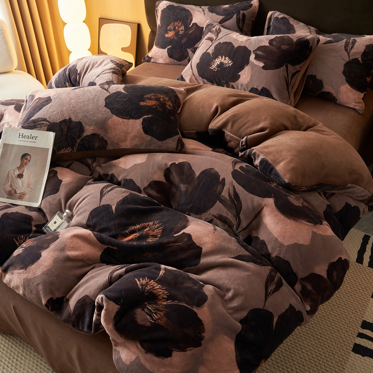 91家纺网 家纺一手货源 找家纺 吾秀家居 绒城  230克美拉德数码绒四件套 牛奶绒四件套 - 暖秋系列 暗香