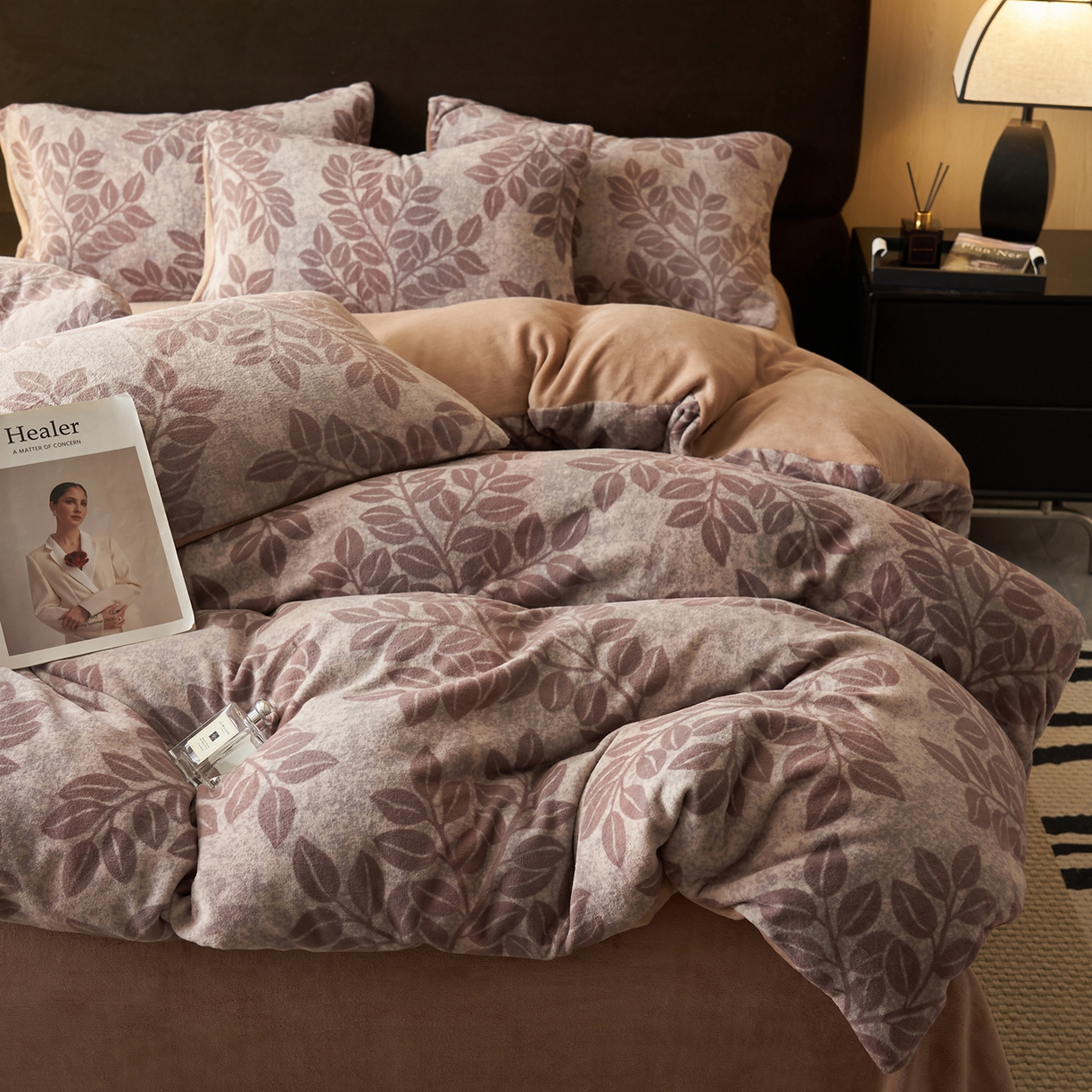 91家纺网 家纺一手货源 找家纺 吾秀家居 绒城  230克美拉德数码绒四件套 牛奶绒四件套 - 暖秋系列 冬日森林