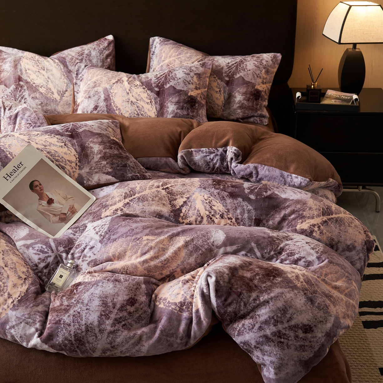 91家纺网 家纺一手货源 找家纺 吾秀家居 绒城  230克美拉德数码绒四件套 牛奶绒四件套 - 暖秋系列 深紫罗兰