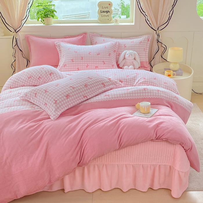 91家纺网 家纺一手货源 找家纺 （总）豫见家纺 2025新款高克重牛奶绒夹棉床盖四件套