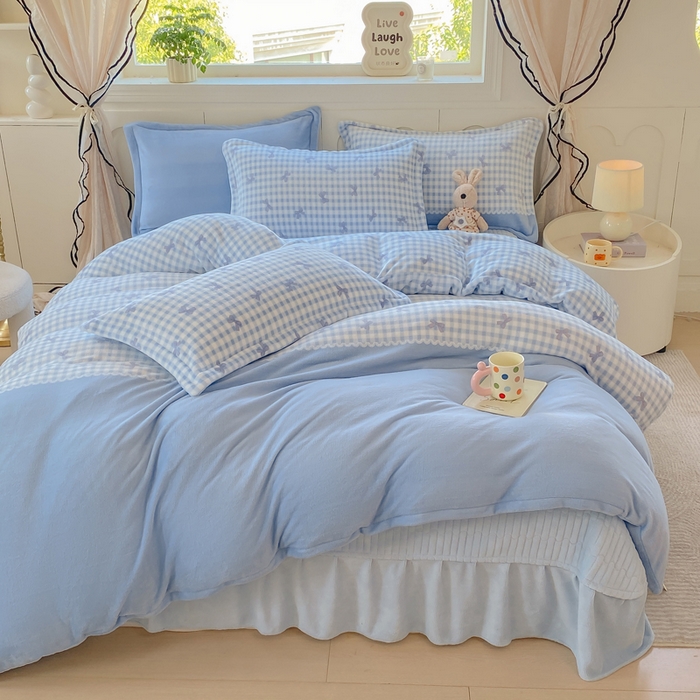 91家纺网 家纺一手货源 找家纺 （总）豫见家纺 2025新款高克重牛奶绒夹棉床盖四件套