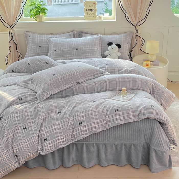 91家纺网 家纺一手货源 找家纺 （总）豫见家纺 2025新款高克重牛奶绒夹棉床盖四件套